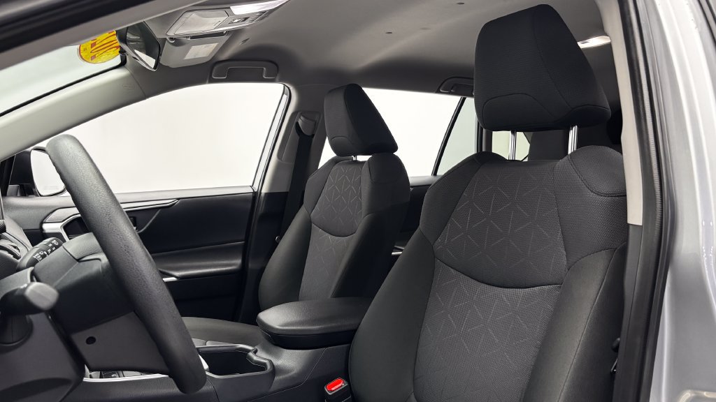 Certified 2025 Toyota RAV4 XLE AWD/4WD image 10
