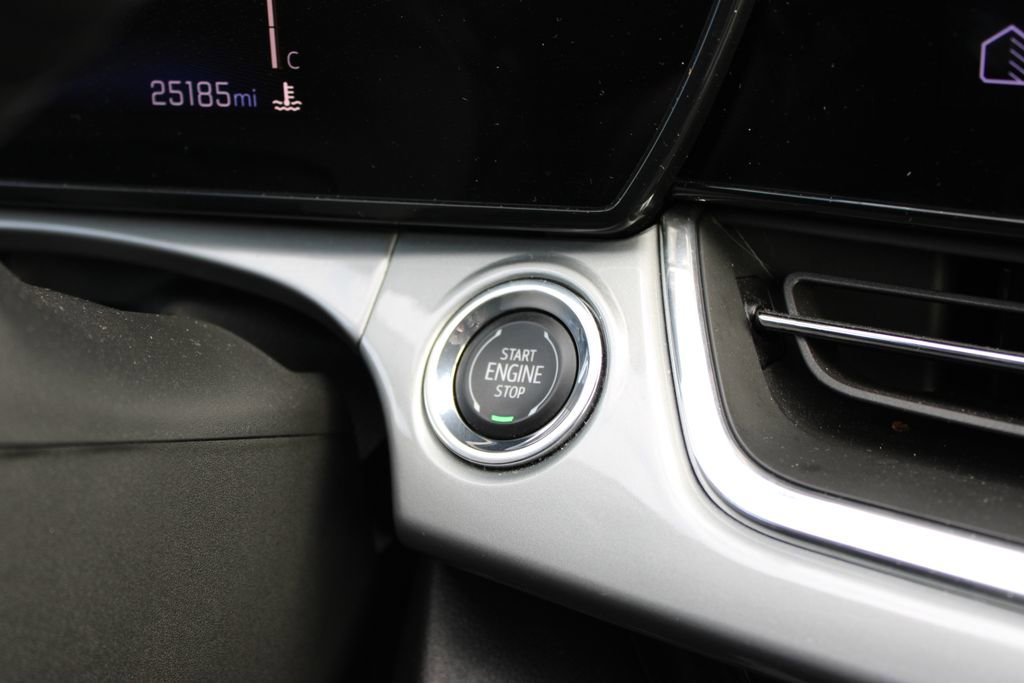 Used 2025 Chevrolet Trax LT w/ LT Convenience Package image 21