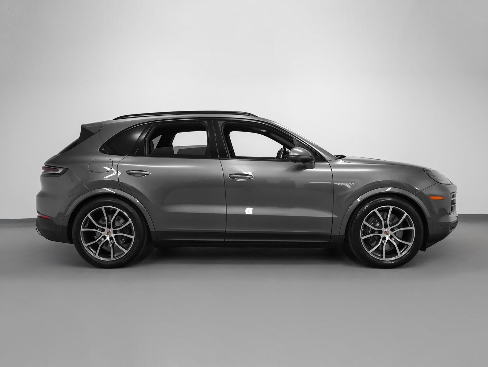 New 2026 Porsche Cayenne E-Hybrid image 13