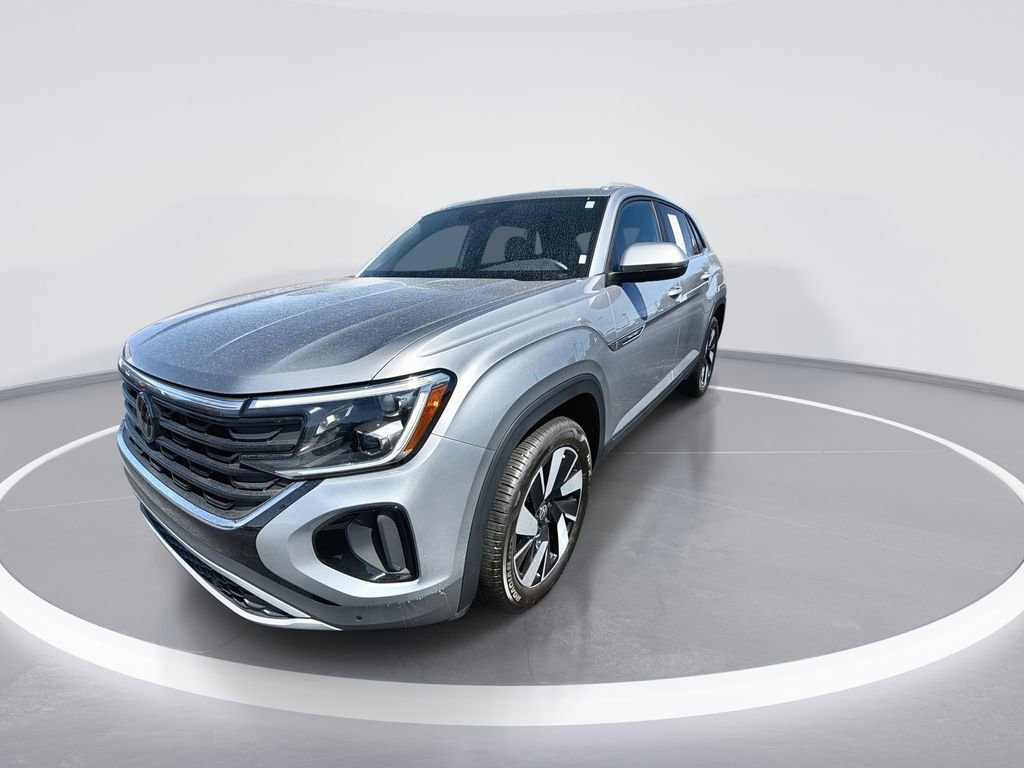 Used 2024 Volkswagen Atlas Cross Sport SE image 4