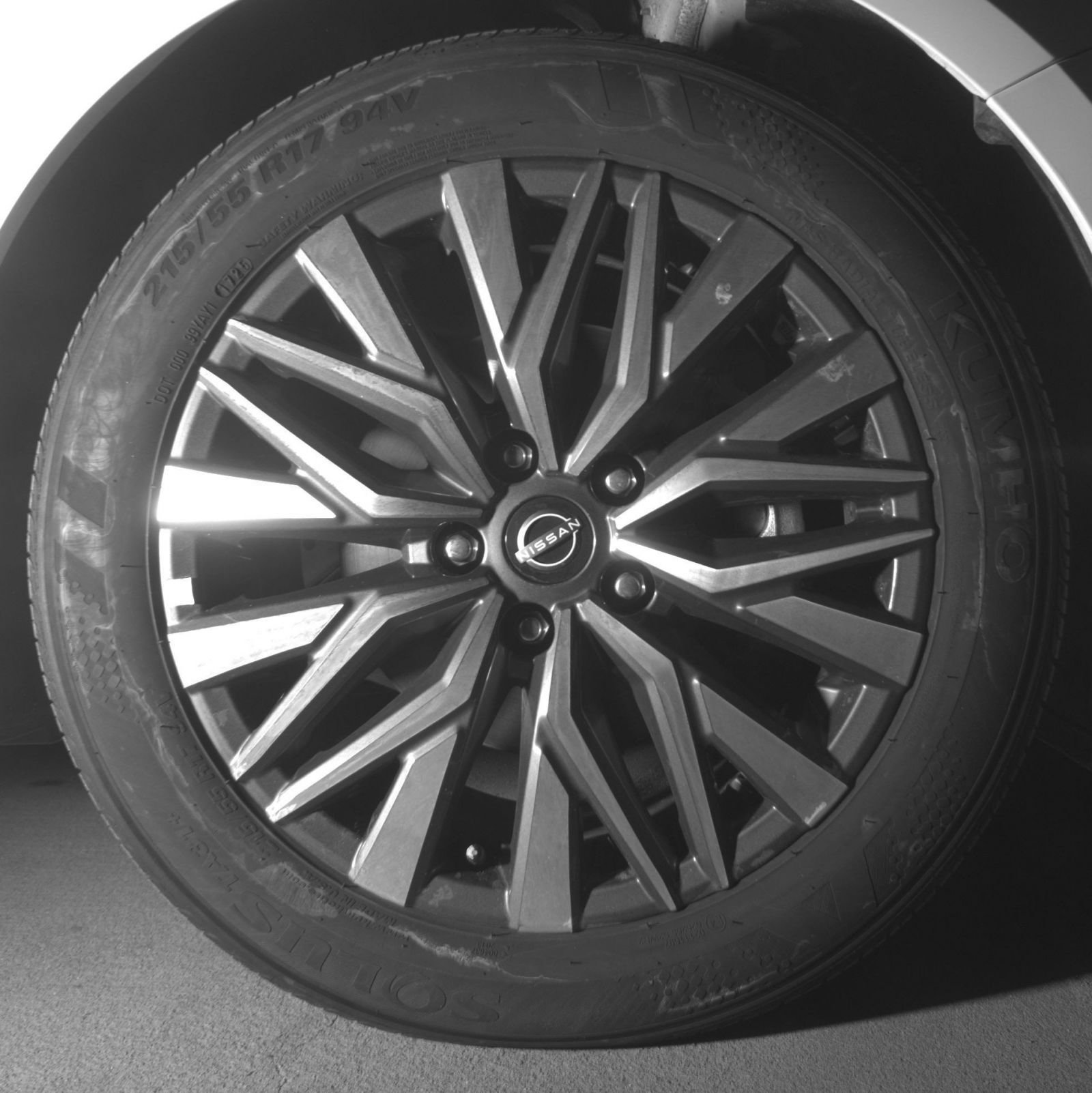 Used 2025 Nissan Altima 2.5 SV FWD image 16