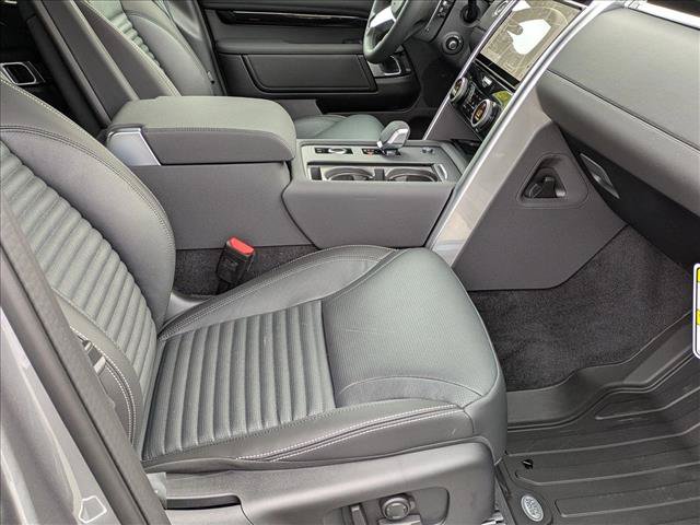 Used 2025 Land Rover Discovery S AWD/4WD image 18
