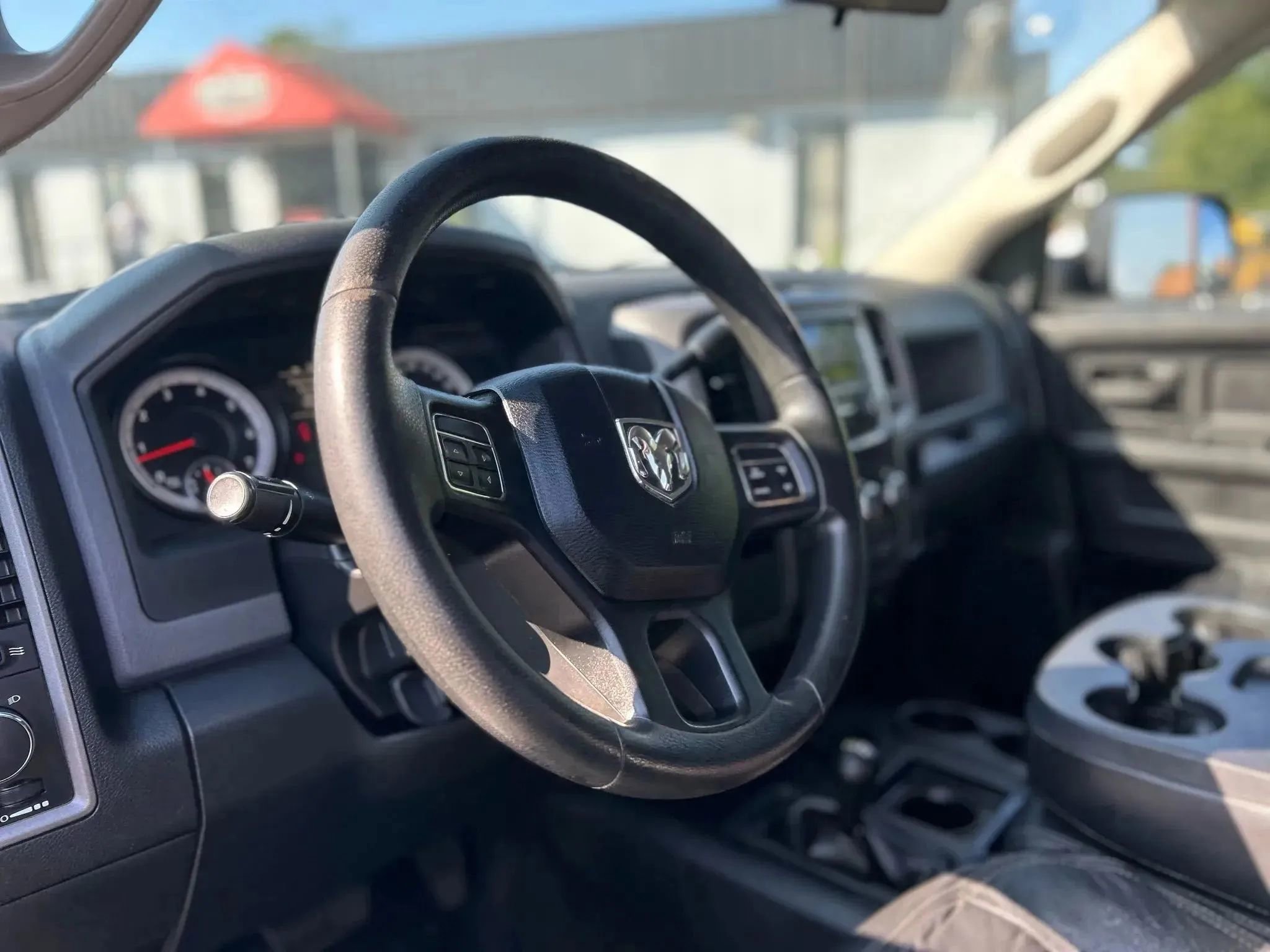 Used 2014 RAM 2500 Tradesman w/ Chrome Appearance Group image 13