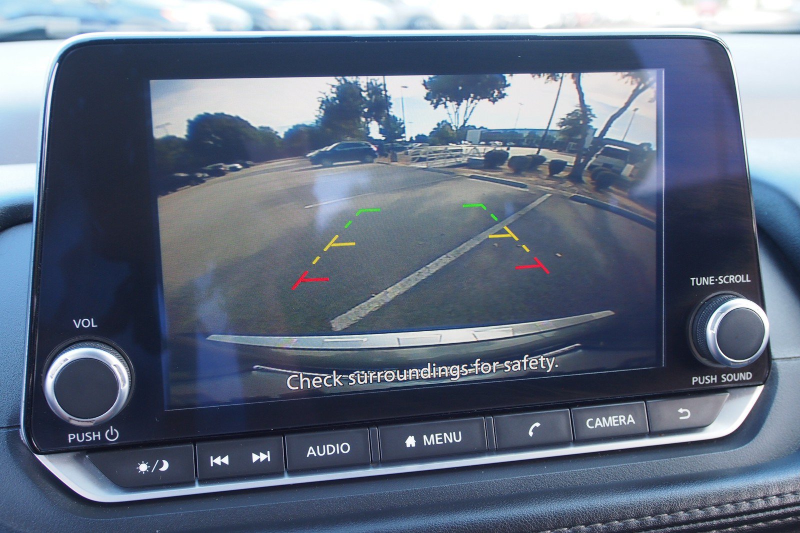 Used 2023 Nissan Rogue SV FWD image 29
