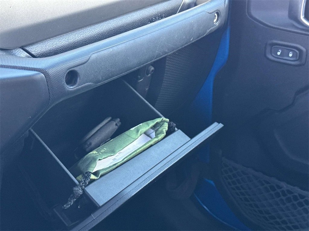 Used 2021 Jeep Gladiator Willys image 25