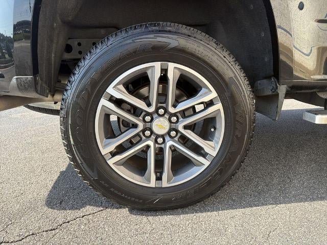 Used 2020 Chevrolet Colorado LT w/ Safety Package RWD image 17