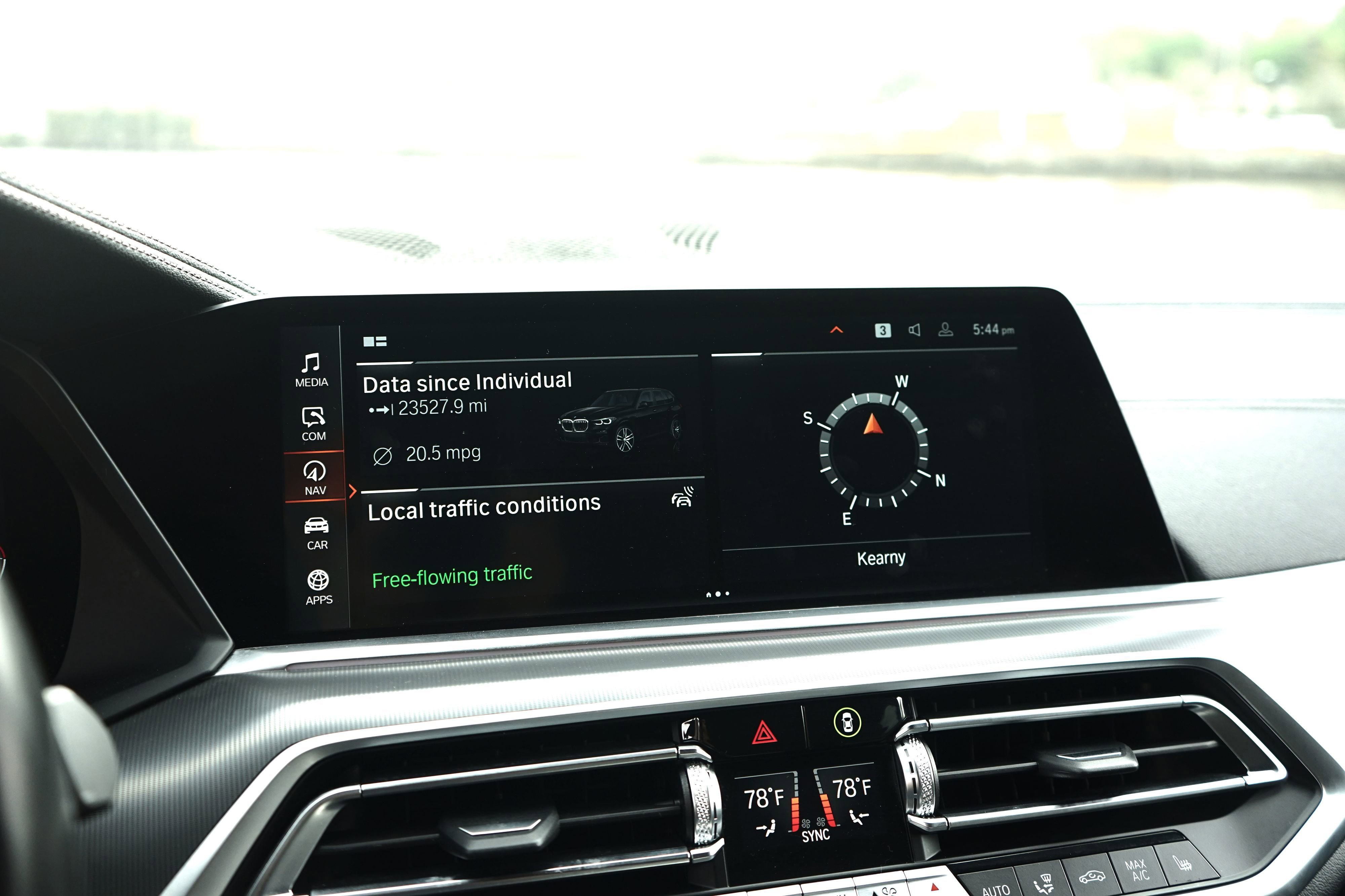 Used 2022 BMW X5 xDrive40i w/ M Sport Package AWD/4WD image 23