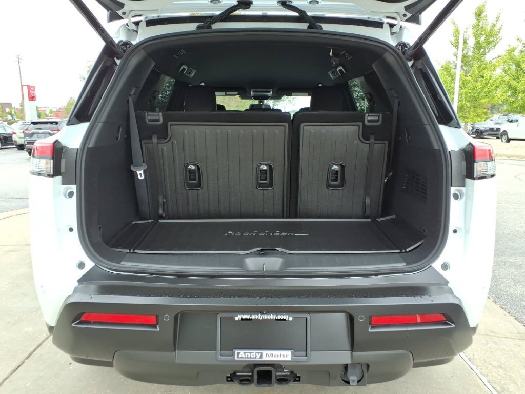 New 2026 Nissan Pathfinder Rock Creek AWD/4WD image 9