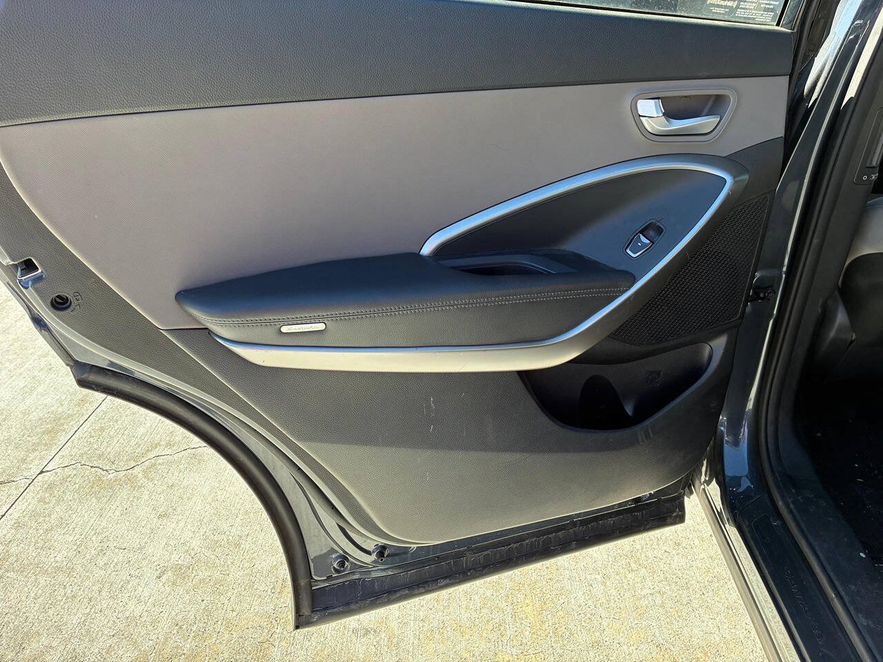 Used 2019 Hyundai Santa Fe XL SE AWD/4WD image 10