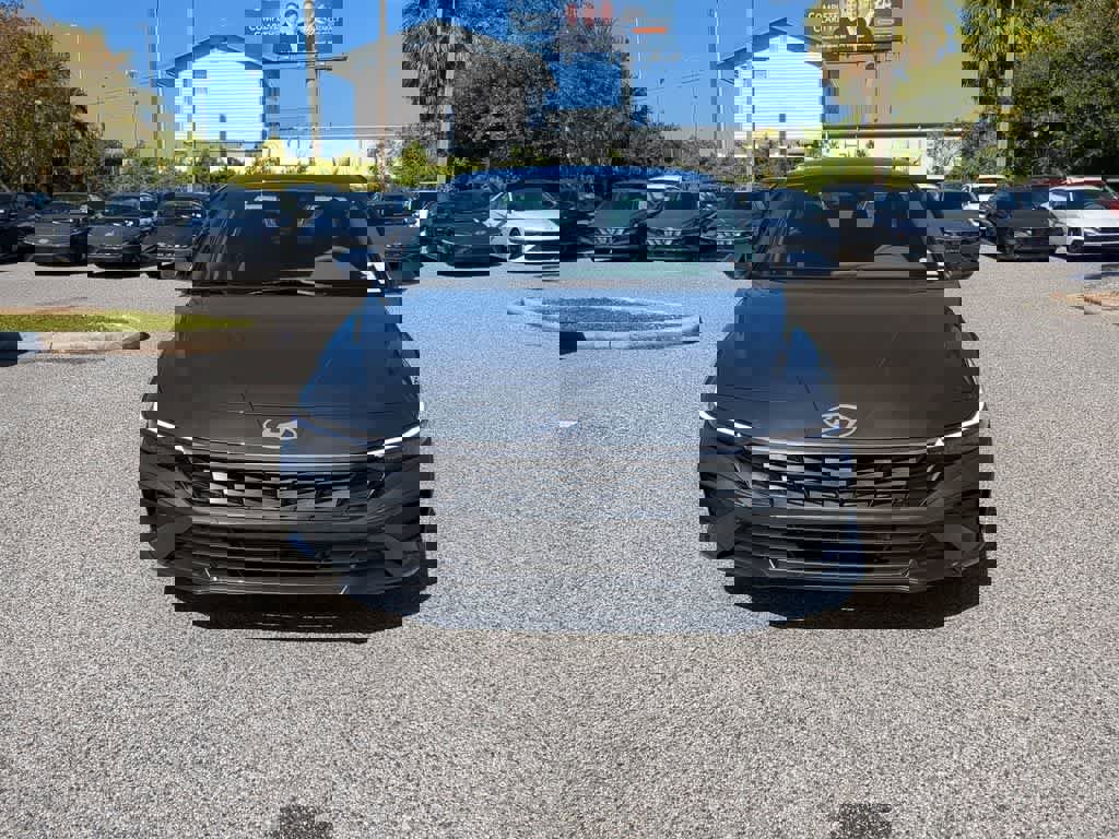 New 2026 Hyundai Elantra Blue image 10