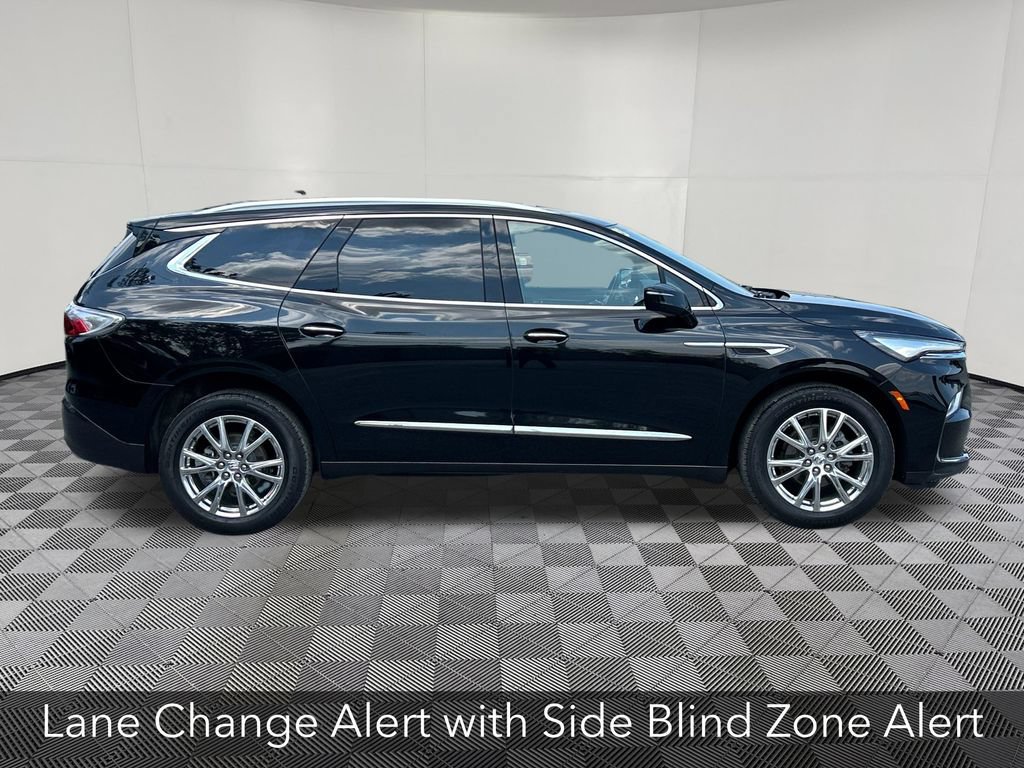 Certified 2023 Buick Enclave Essence w/ Experience Buick Package AWD/4WD image 7