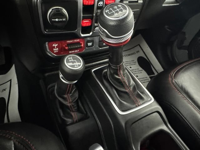 Used 2019 Jeep Wrangler Unlimited Rubicon AWD/4WD image 17