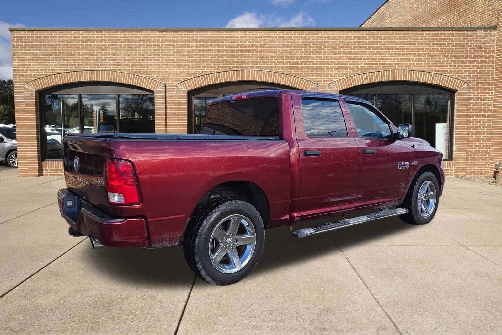 Used 2016 RAM 1500 Express image 3