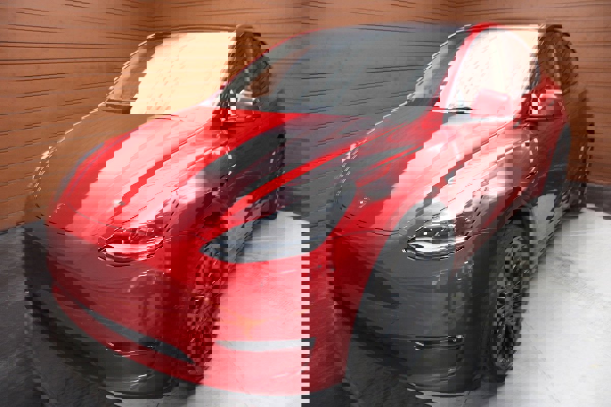 Used 2022 Tesla Model Y Performance image 38