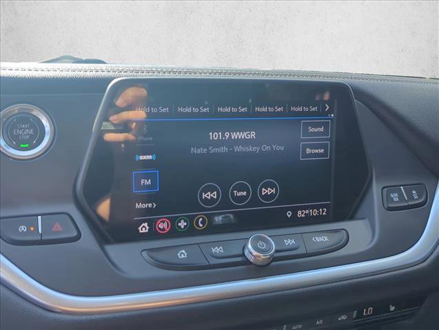 Used 2020 Chevrolet Blazer LT AWD/4WD image 18