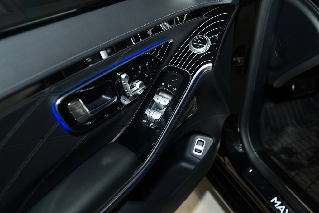 Certified 2022 Mercedes-Benz Maybach S 580 4MATIC image 32
