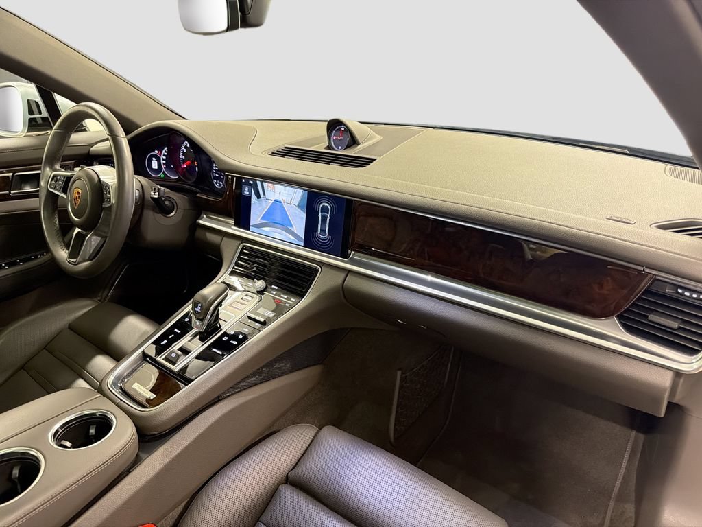 Certified 2018 Porsche Panamera 4 AWD/4WD image 31
