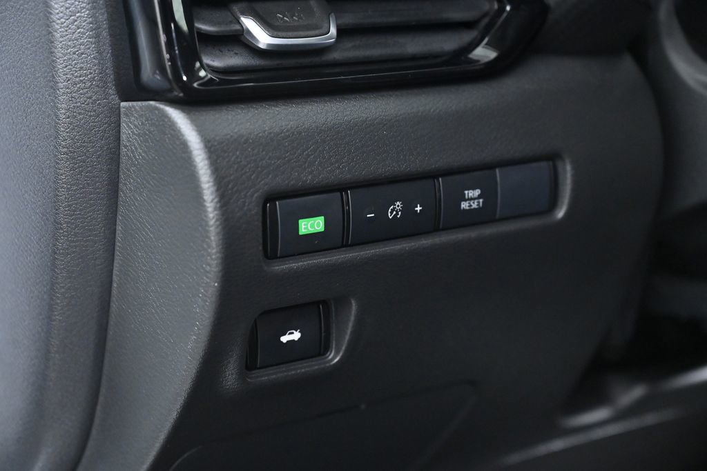 Used 2023 Nissan Sentra SV w/ All-Weather Package image 21