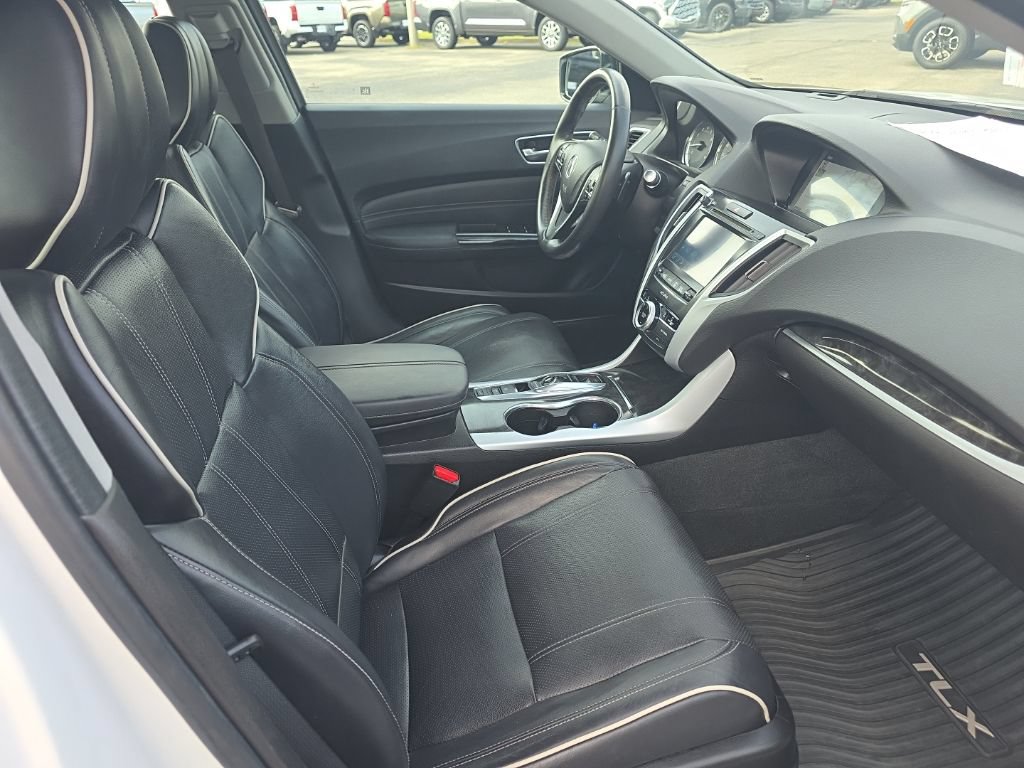 Used 2018 Acura TLX w/ Technology Package AWD/4WD image 10