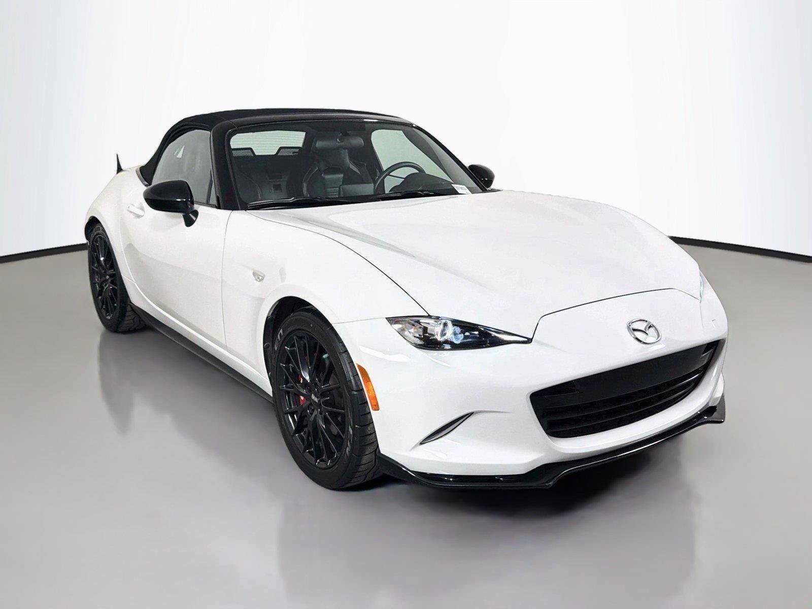 Used 2019 MAZDA MX-5 Miata Club w/ Brembo/BBS Recaro Package RWD image 3