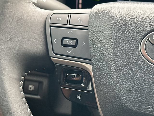 Used 2026 Toyota Camry SE w/ Multimedia Upgrade Package FWD image 19