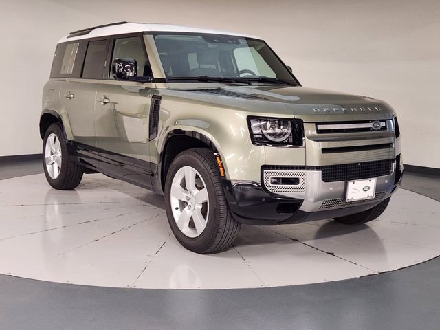 Used 2022 Land Rover Defender 110 S AWD/4WD image 7