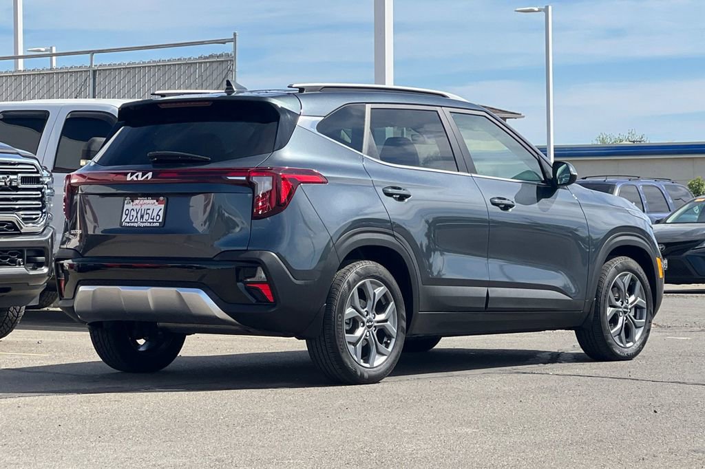 Used 2024 Kia Seltos S image 5