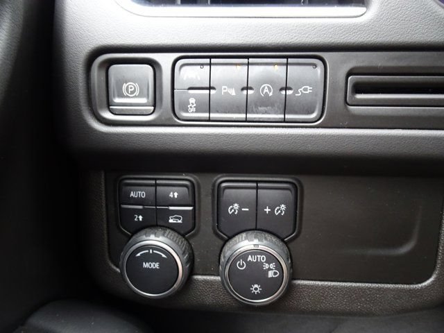 Used 2022 Chevrolet Tahoe LT AWD/4WD image 21