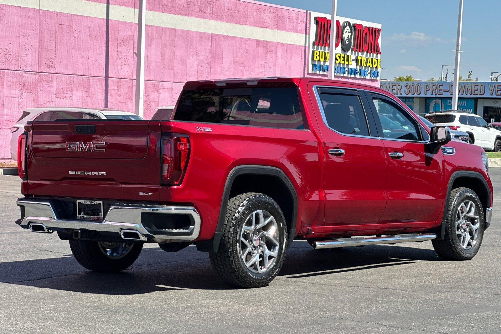 Used 2023 GMC Sierra 1500 SLT w/ SLT Convenience Package image 4