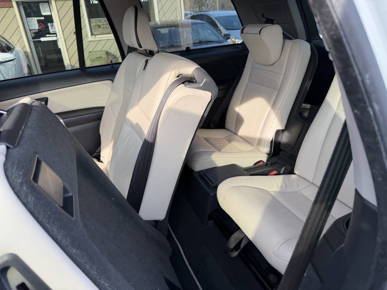 Used 2011 Volvo XC90 3.2 R-Design w/ Multimedia Pkg image 8