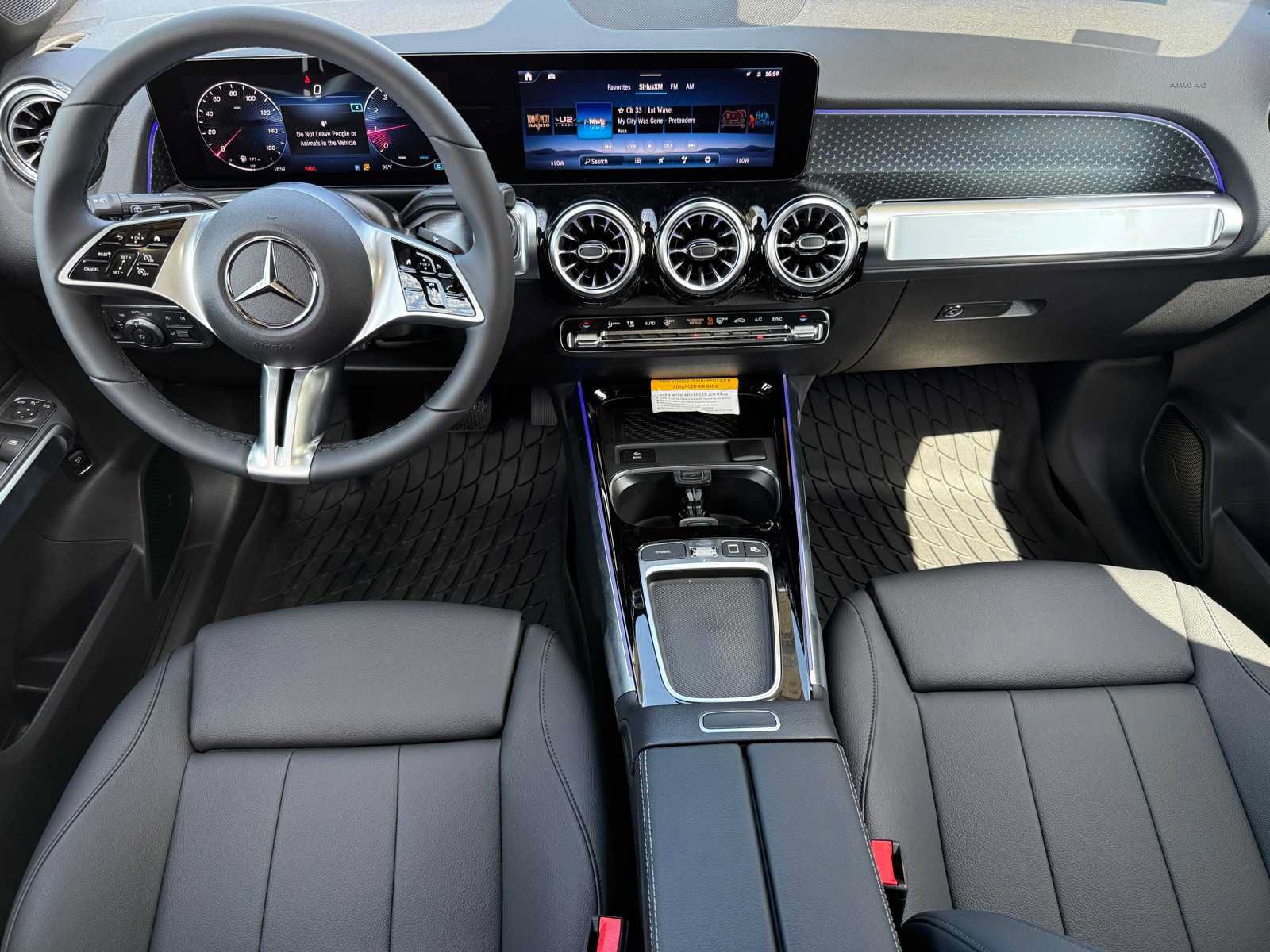 New 2026 Mercedes-Benz GLB 250 image 24