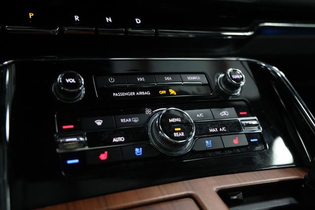 Used 2020 Lincoln Navigator Reserve w/ Equipment Group 208A Reserve AWD/4WD image 27