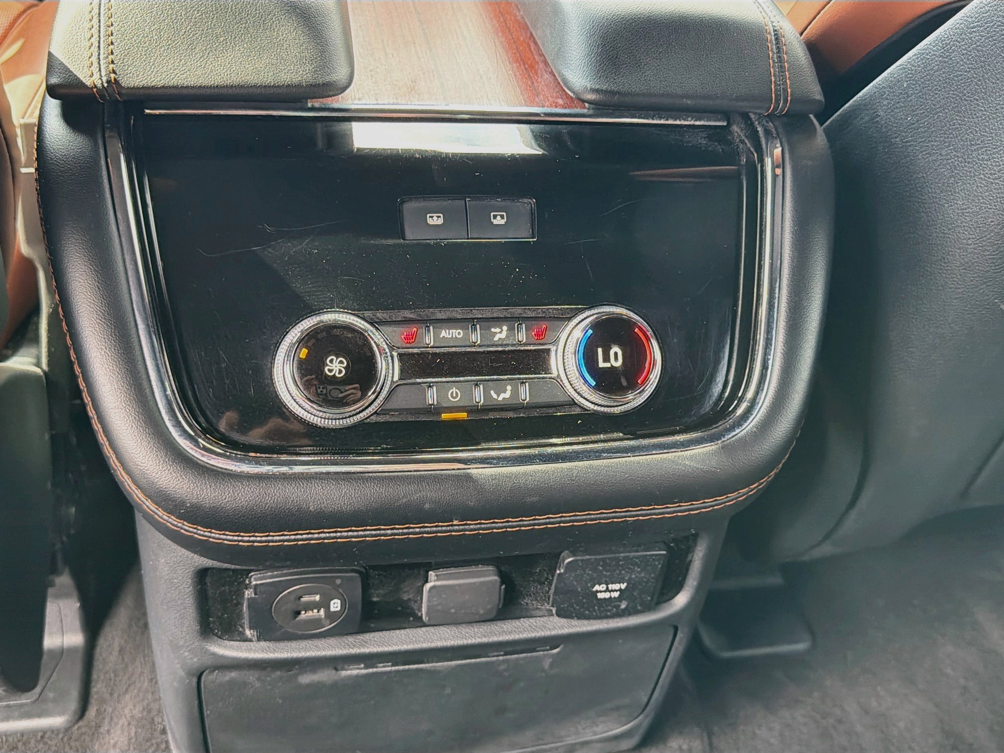 Used 2021 Lincoln Navigator L Reserve AWD/4WD image 26