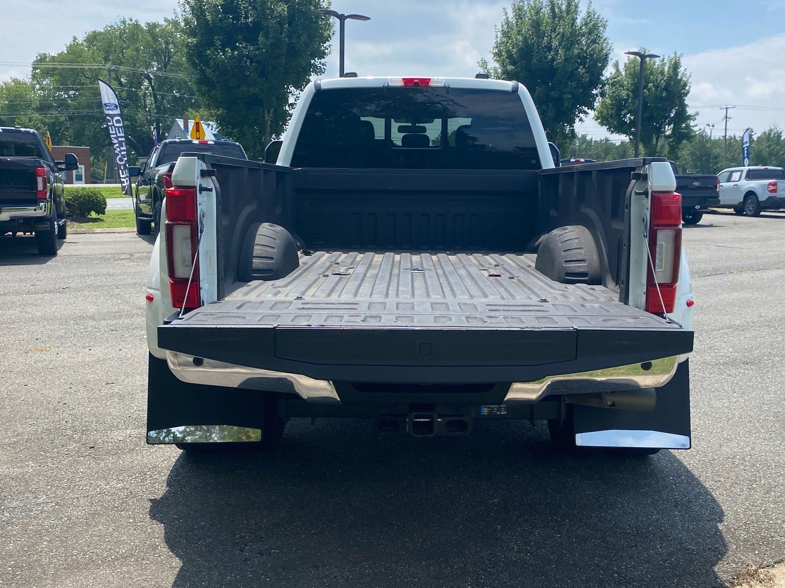 Used 2022 Ford F450 Lariat w/ Lariat Ultimate Package AWD/4WD image 7