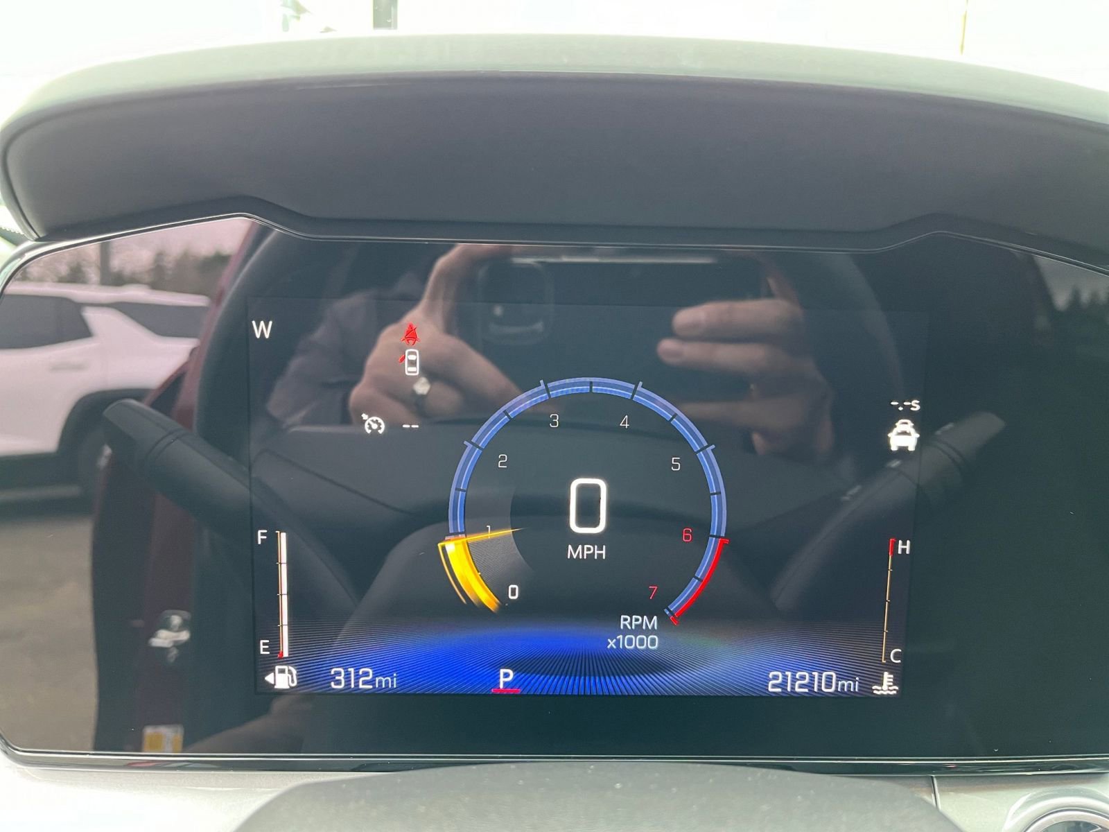 Used 2025 Chevrolet Trax LT FWD image 40