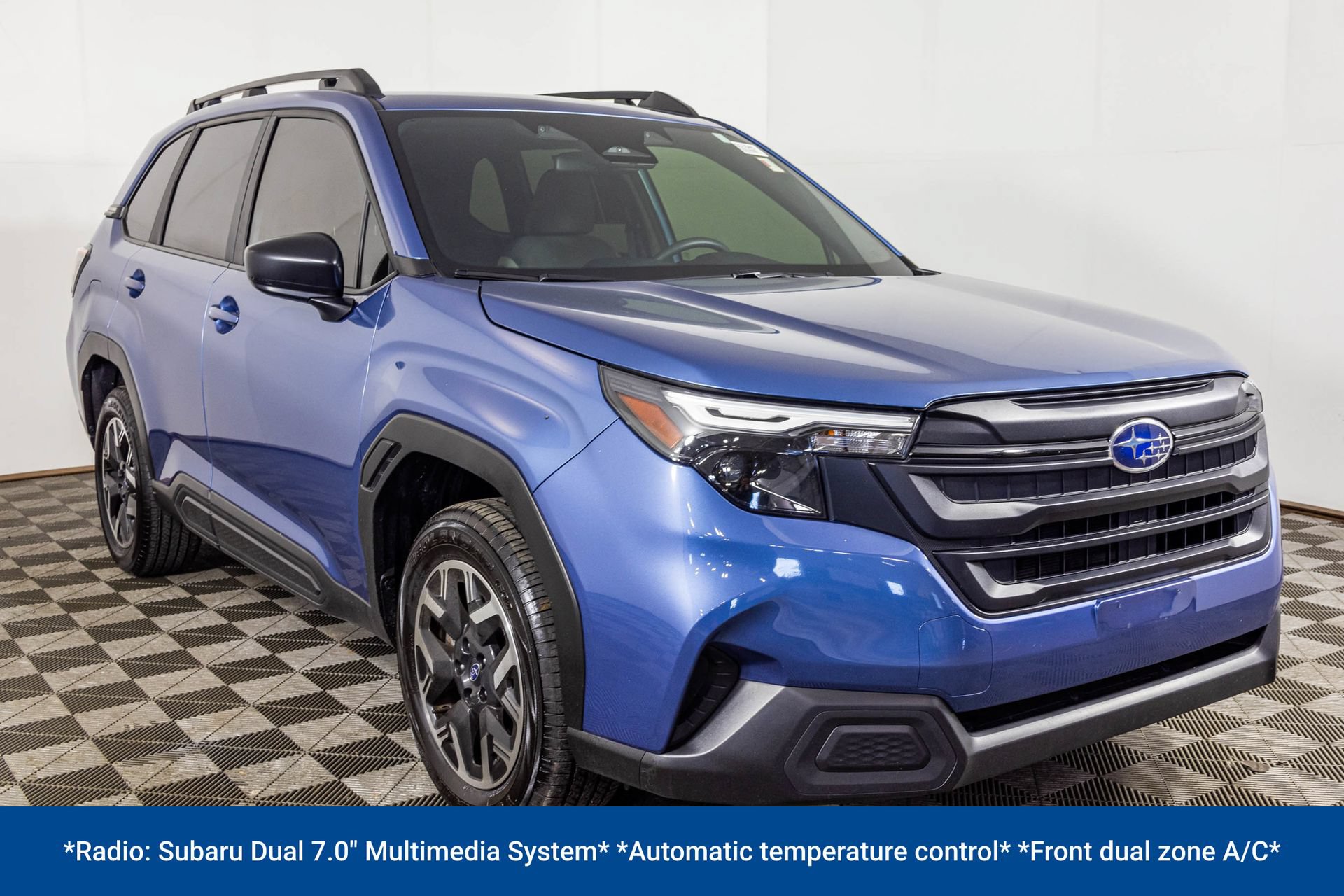 Used 2025 Subaru Forester AWD/4WD image 10