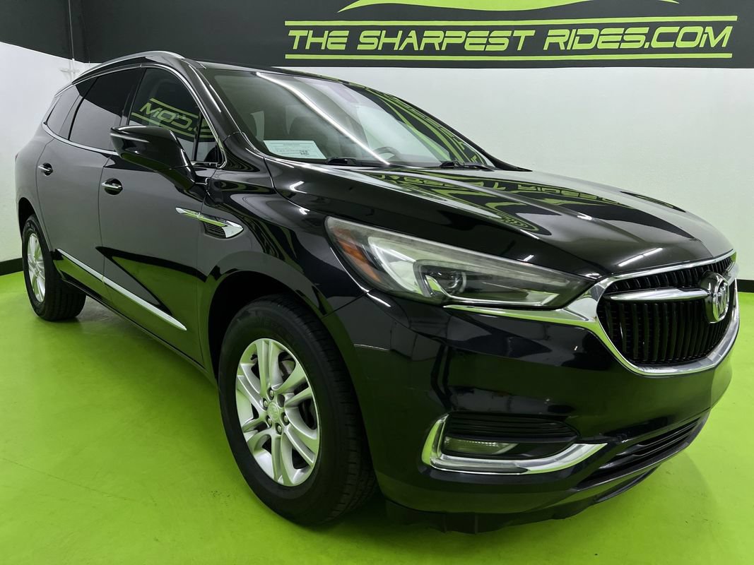 Used 2018 Buick Enclave Essence FWD image 2