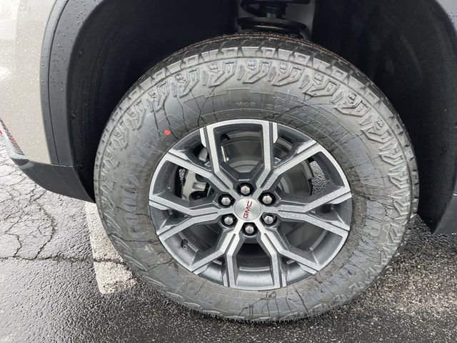 New 2026 GMC Acadia AT4 w/ Luxury Package image 10
