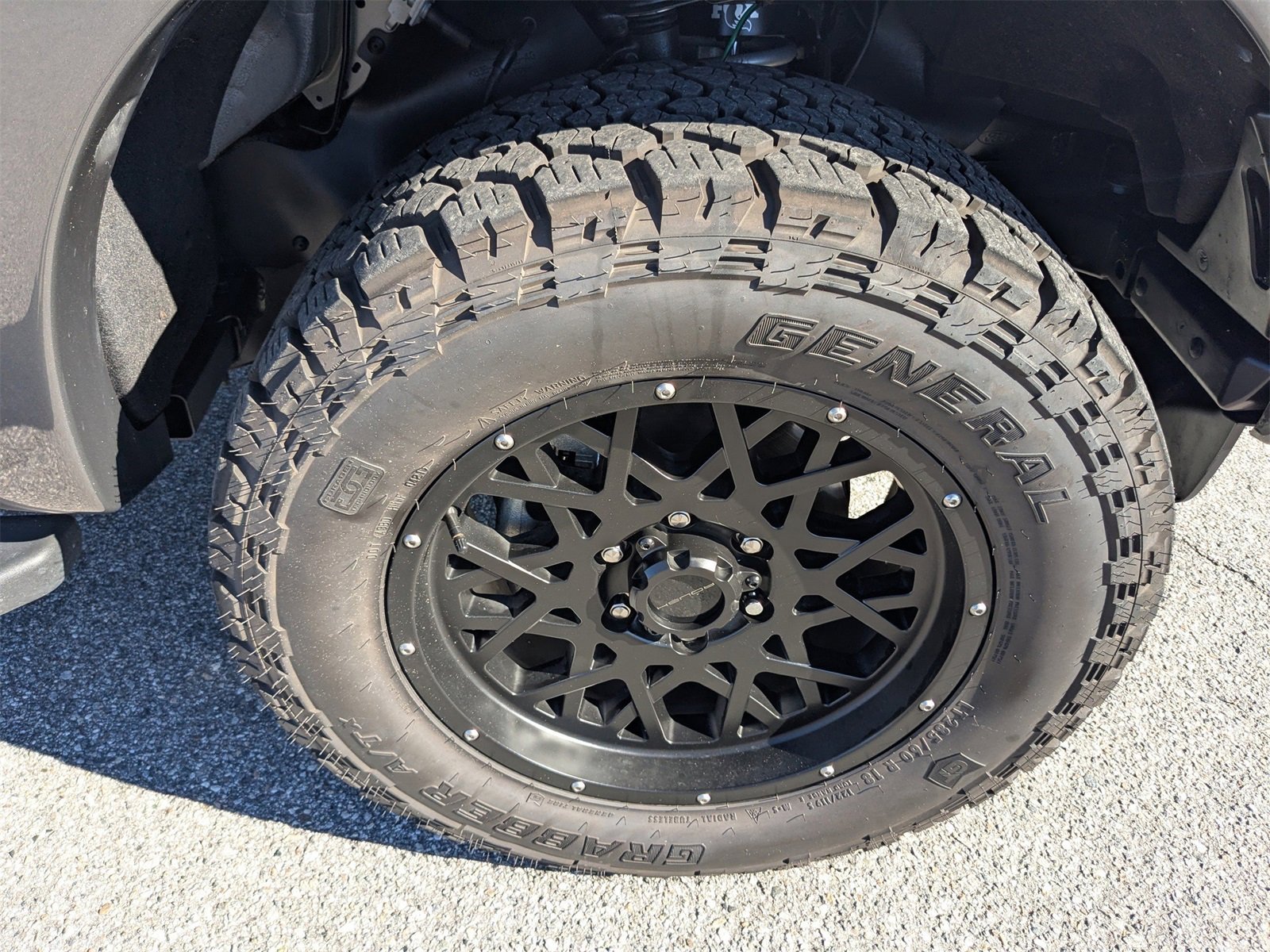 Used 2021 Ford Ranger XLT w/ Equipment Group 302A High image 11