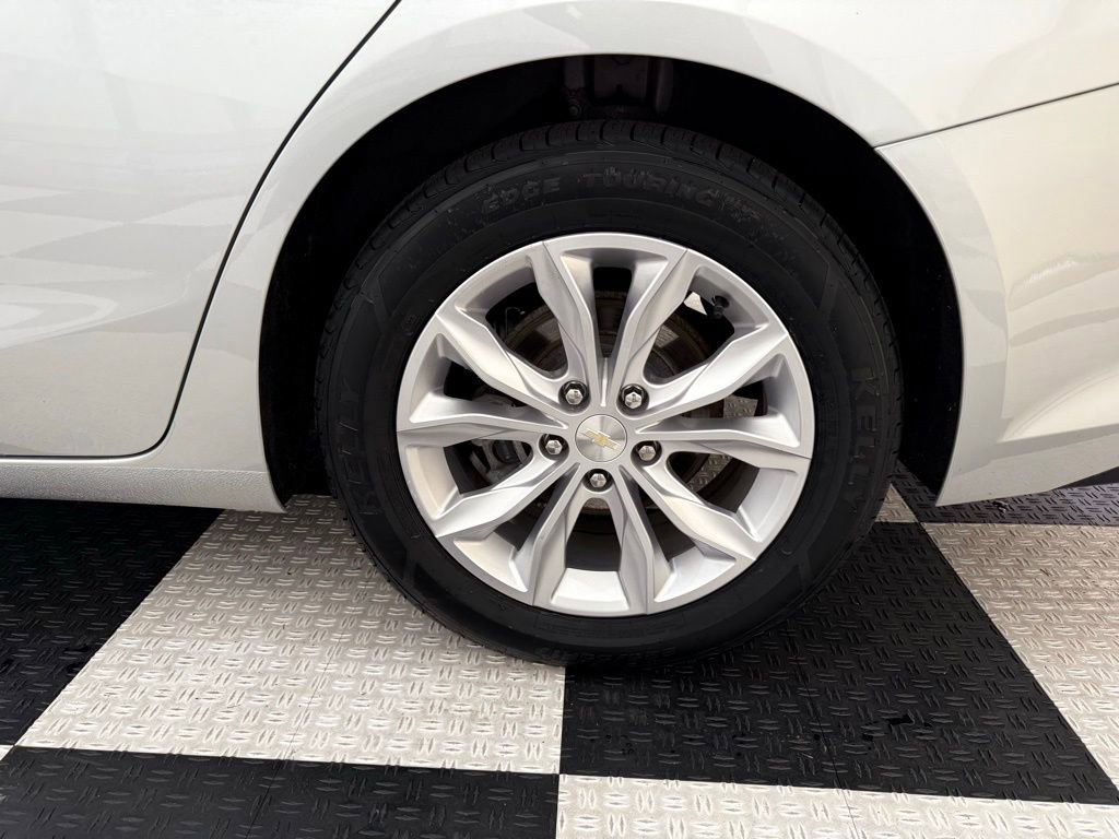 Used 2020 Chevrolet Malibu LT w/ Fleet LT Safety Plus Package image 10