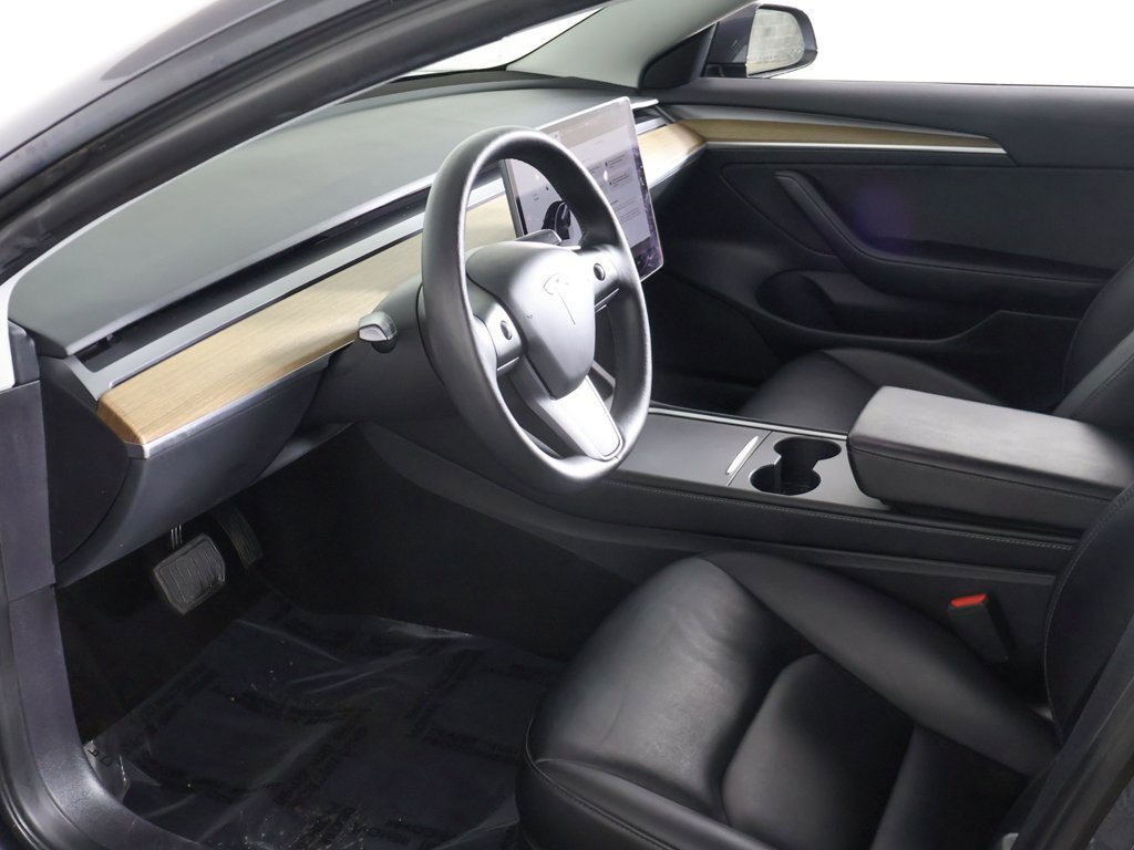 Used 2023 Tesla Model 3 Standard Range image 26