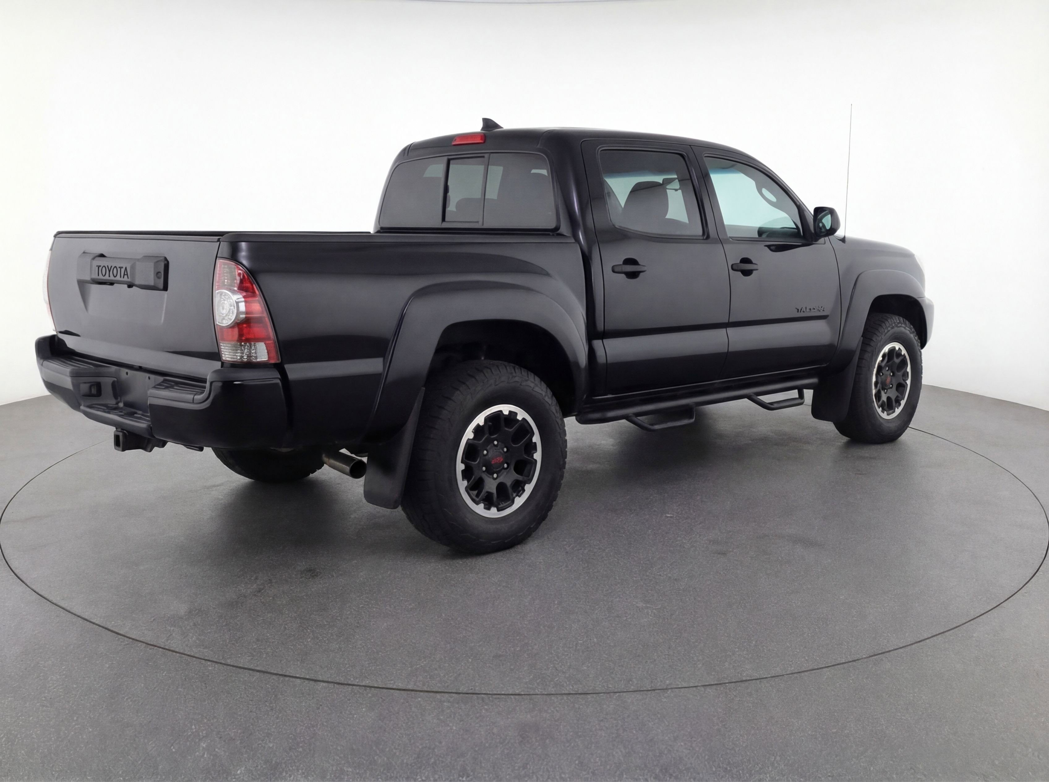 Used 2025 Toyota 4Runner TRD Off-Road image 9