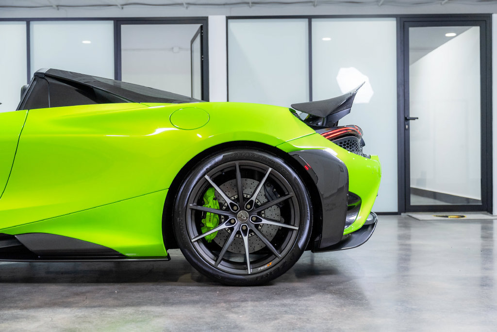 Used 2022 McLaren 765LT RWD image 32