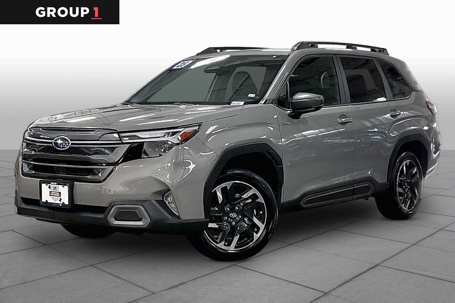 Used 2025 Subaru Forester Limited AWD/4WD image 1