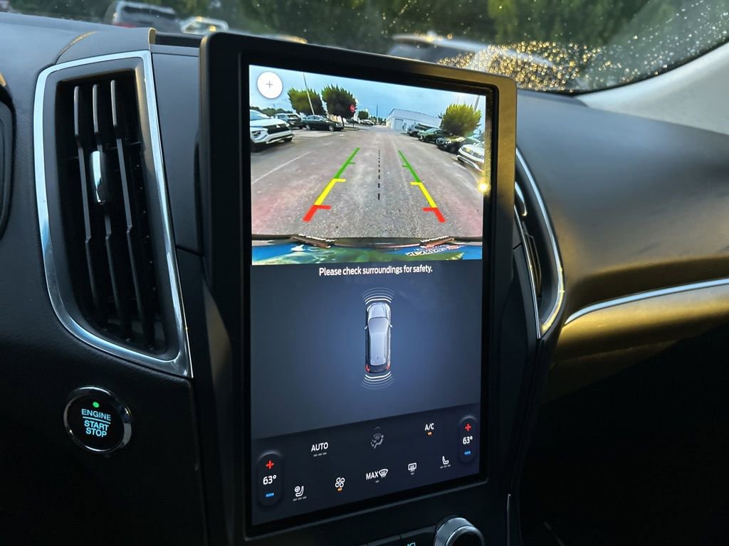 Used 2022 Ford Edge Titanium image 27