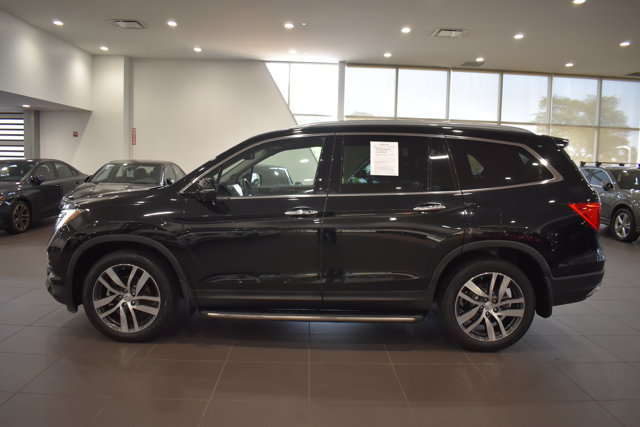 Used 2017 Honda Pilot Touring image 4