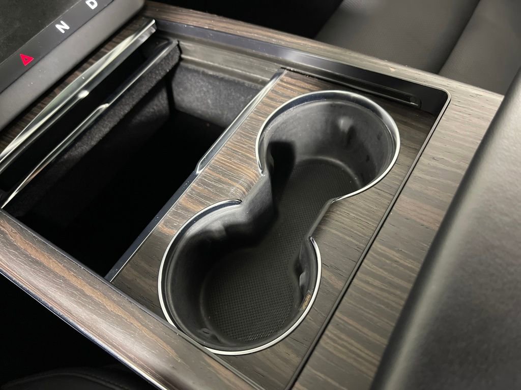 Used 2022 Tesla Model S image 29