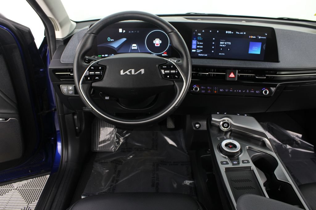 Used 2022 Kia EV6 Wind RWD image 11