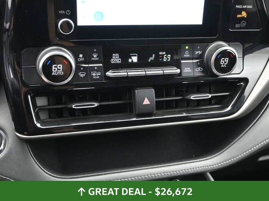 Used 2023 Toyota Highlander LE image 21