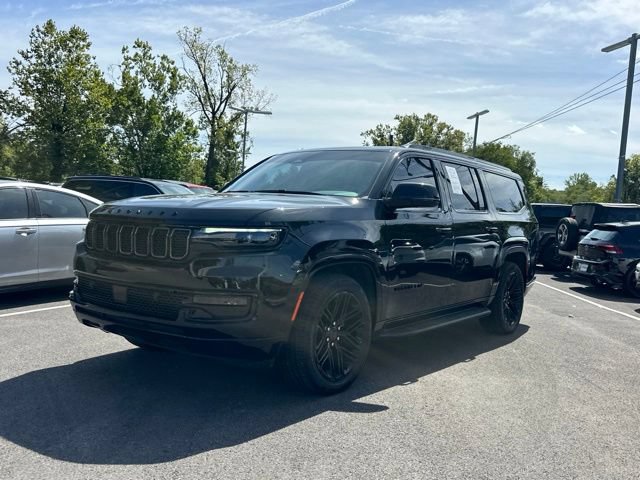 Used 2025 Jeep Wagoneer L Series II w/ Premium Group I AWD/4WD image 23